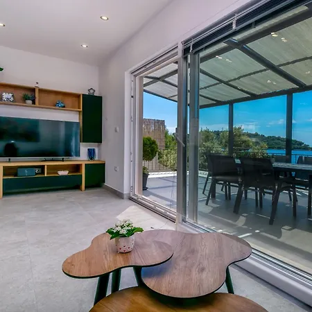 House Paval Holiday home *