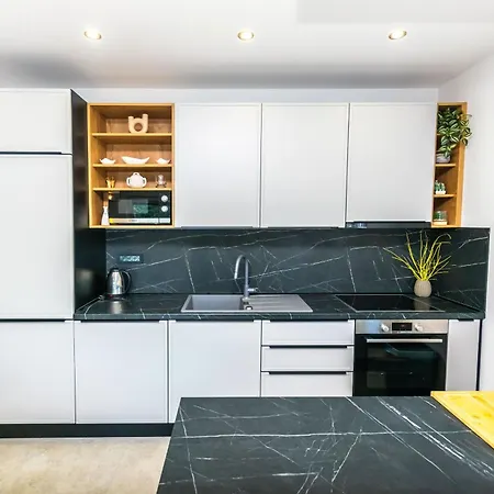 بيت للعطل House Paval Brnistrova